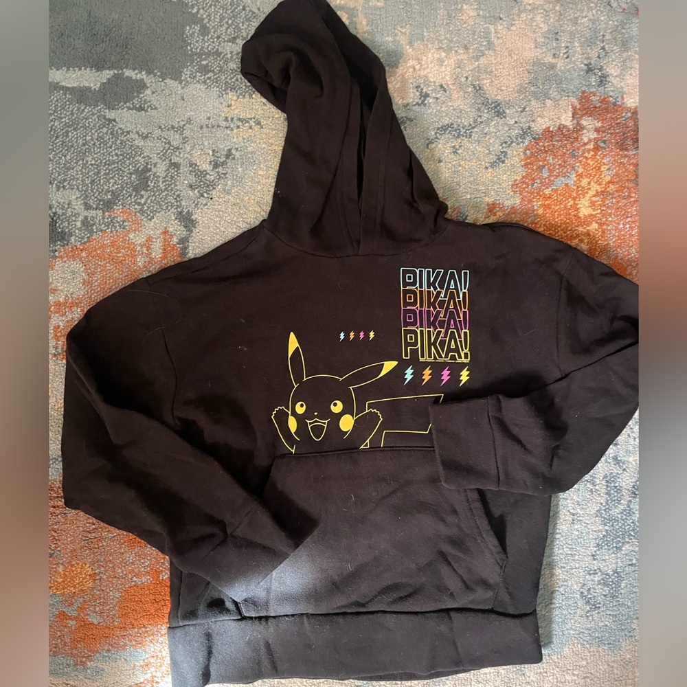 Pokémon Pikachu Hoddie Size M. 6-8yo. Like New